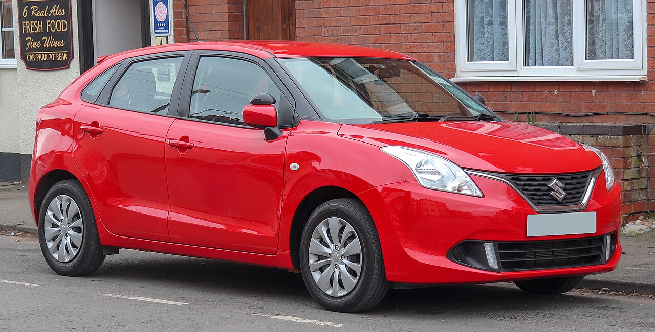 Toyota Glanza facelift vs Tata Altroz